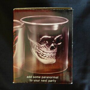 2013 FRED BRAND DOOMED CRYSTAL SKULL SHOT GLASS BAR GLASS (NEW IN BOX)